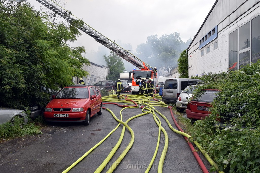 Feuer 3 Koeln Zollstock Hoenninger Weg P156.JPG - Miklos Laubert